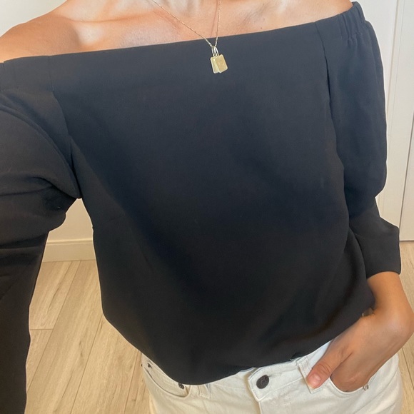 Babaton Aritzia Off Shoulder Blouse - Picture 8 of 12
